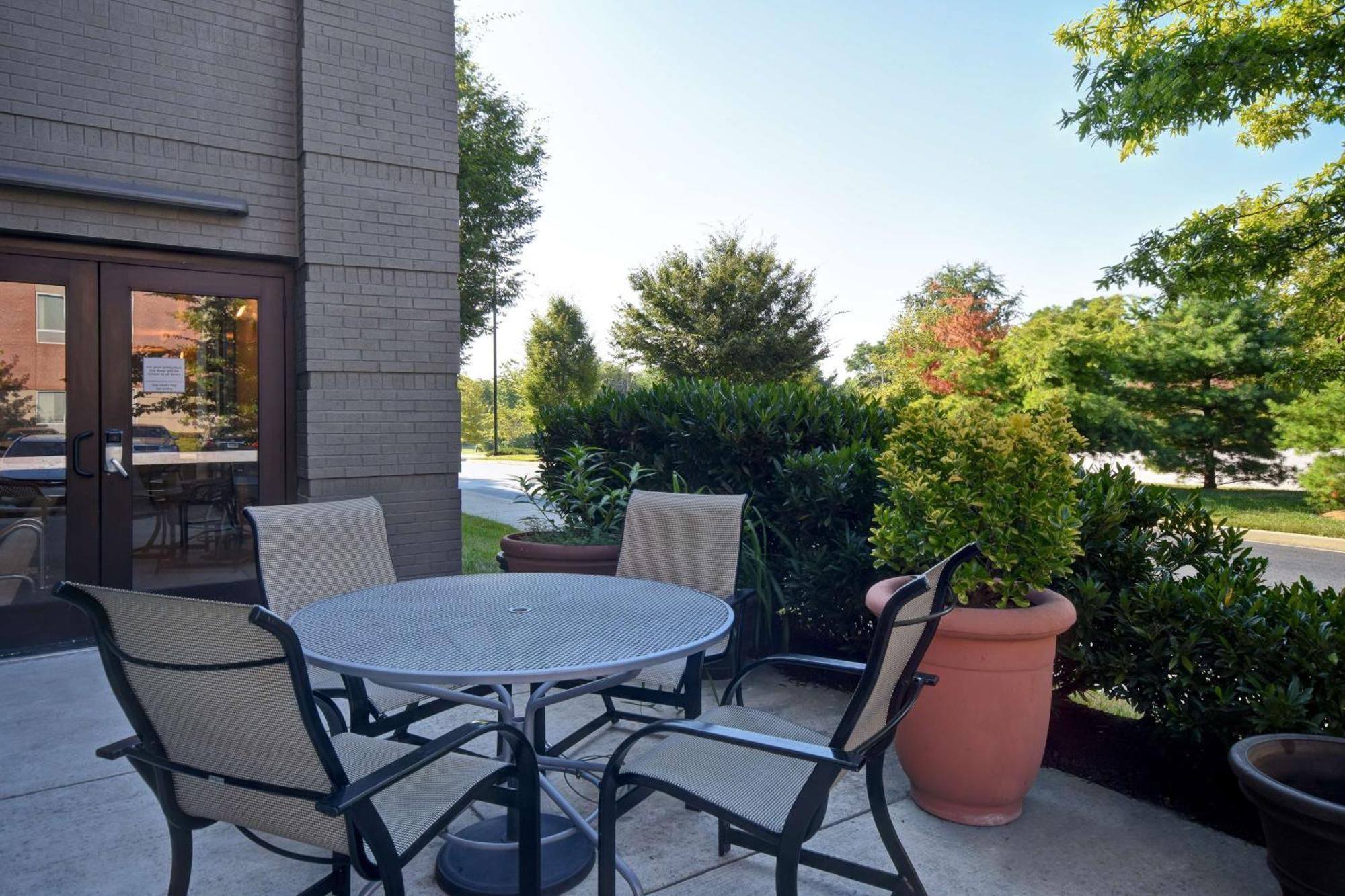 Hampton Inn & Suites Columbia South Fort Meade Area Exterior foto